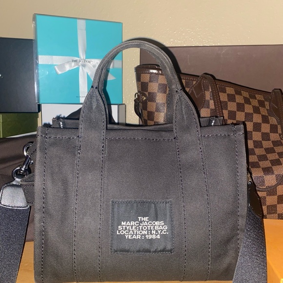 SOLD!!!!!Marc jacobs mini tote 🤍 - Picture 2 of 6